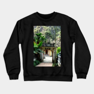 Vietnam - Ninh Binh Tam Coc , Pagode de Bich Dong Crewneck Sweatshirt